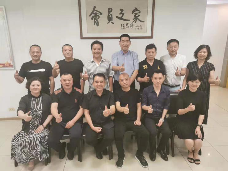 我省首個(gè)專家?guī)煺匠闪?，今泰裝飾工程經(jīng)理受(圖1)